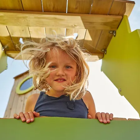 Familienresort Usedom - Ihr Entspannter Familienurlaub Mit Abenteuerspielplatz & Der Laengsten Wasserrutsche Im Deutschen Teil Der Insel Usedom تراسينهيد
