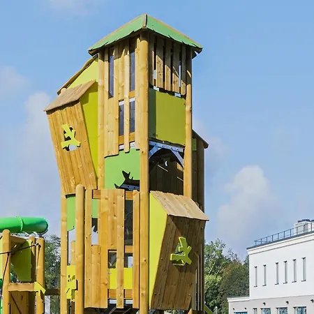 Familienresort Usedom - Ihr Entspannter Familienurlaub Mit Abenteuerspielplatz & Der Laengsten Wasserrutsche Im Deutschen Teil Der Insel Usedom Hotel Trassenheide