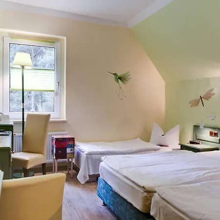 Hotell Familienresort Usedom - Ihr Entspannter Familienurlaub Mit Abenteuerspielplatz & Der Laengsten Wasserrutsche Im Deutschen Teil Der Insel Usedom Trassenheide