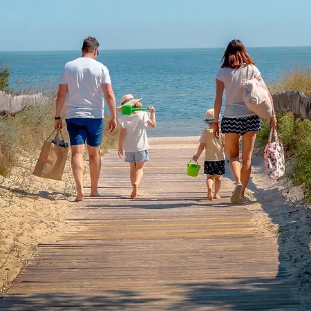 فندق Familienresort Usedom - Ihr Entspannter Familienurlaub Mit Abenteuerspielplatz & Der Laengsten Wasserrutsche Im Deutschen Teil Der Insel Usedom تراسينهيد