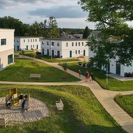 Familienresort Usedom - Ihr Entspannter Familienurlaub Mit Abenteuerspielplatz & Der Laengsten Wasserrutsche Im Deutschen Teil Der Insel Usedom Hotel