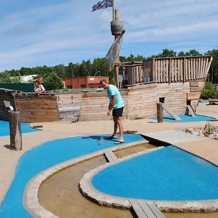 Hotel Familienresort Usedom - Ihr Entspannter Familienurlaub Mit Abenteuerspielplatz & Der Laengsten Wasserrutsche Im Deutschen Teil Der Insel Usedom