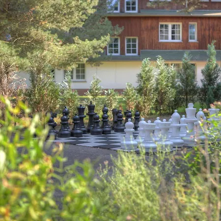 Hotel Familienresort Usedom - Ihr Entspannter Familienurlaub Mit Abenteuerspielplatz & Der Laengsten Wasserrutsche Im Deutschen Teil Der Insel Usedom 3*
